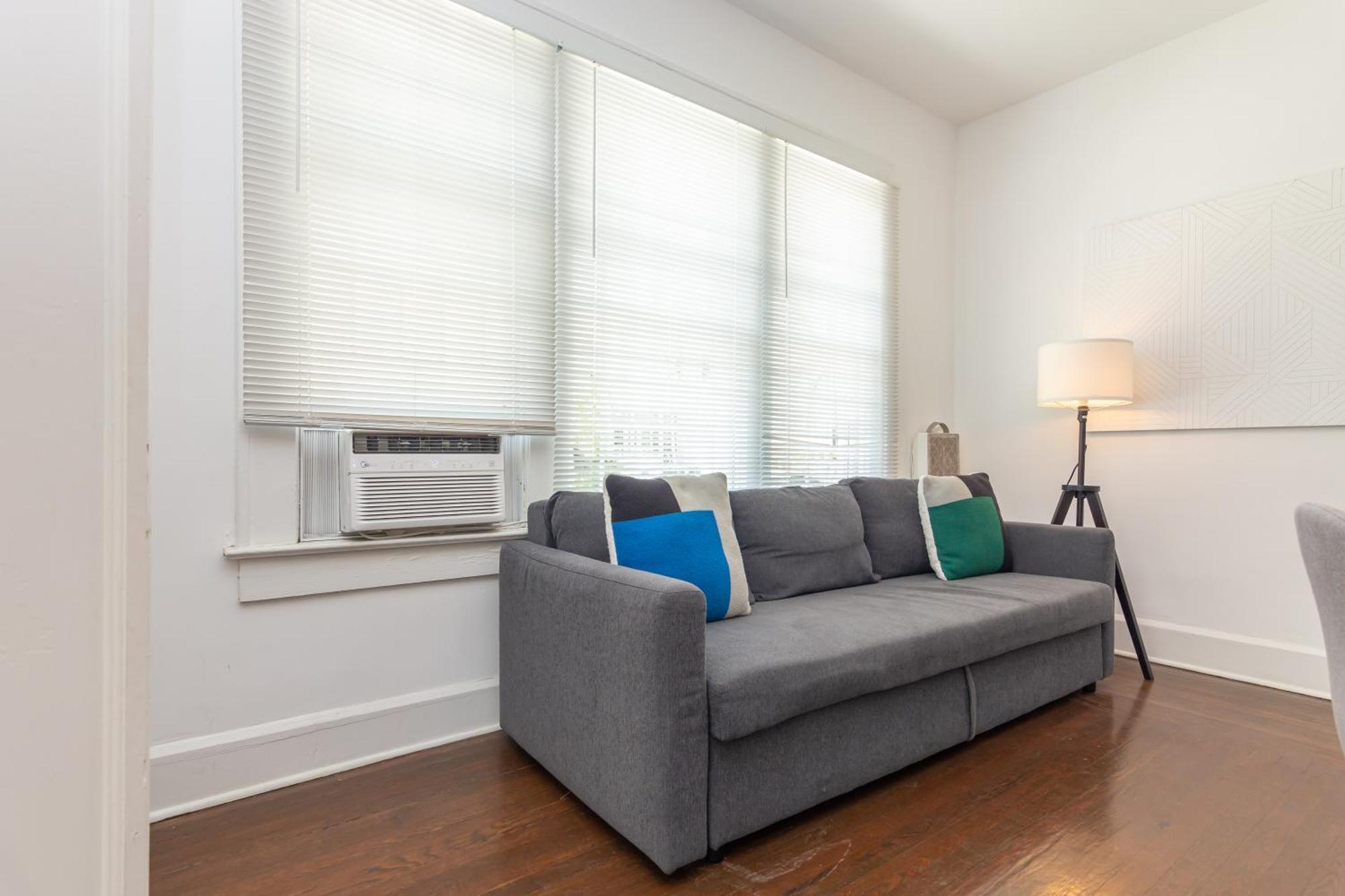 Miami Two Bedroom Apartment - Heart Of Wynwood & Edgewater - Private Parking Spot Exterior photo