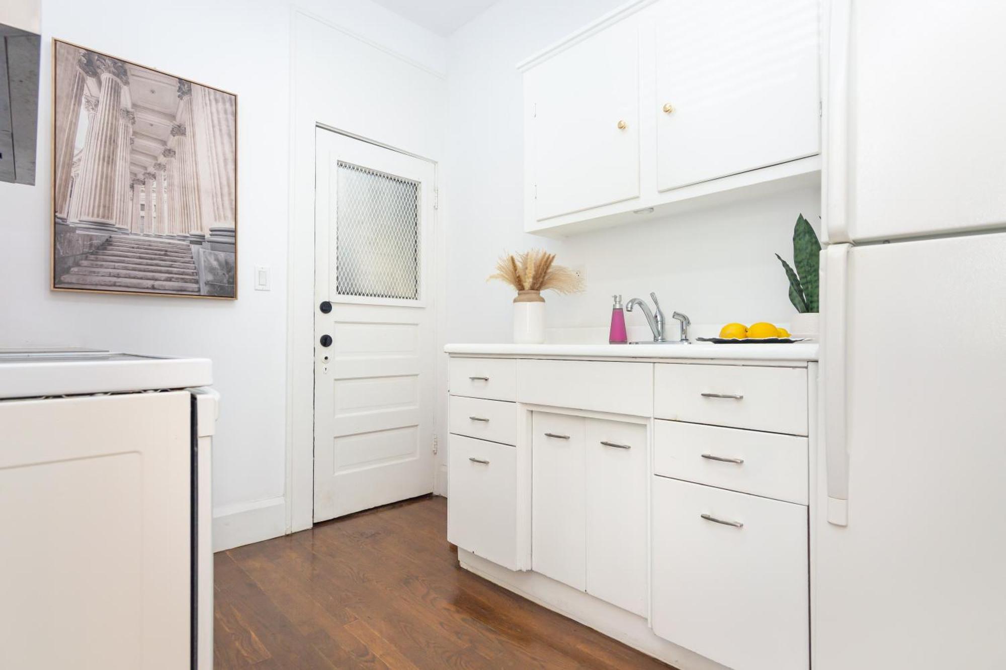 Miami Two Bedroom Apartment - Heart Of Wynwood & Edgewater - Private Parking Spot Exterior photo